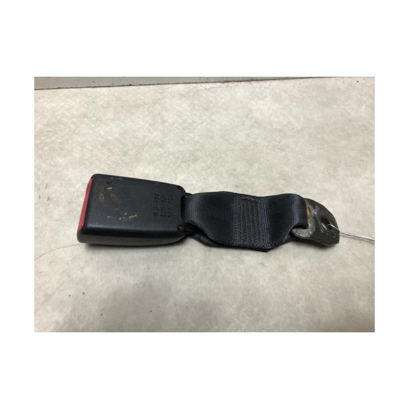 Attache ceinture arriere gauche SUZUKI SWIFT 3 d’occasion