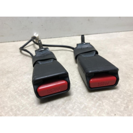 Attache ceinture arriere centrale NISSAN NAVARA NP300 d’occasion