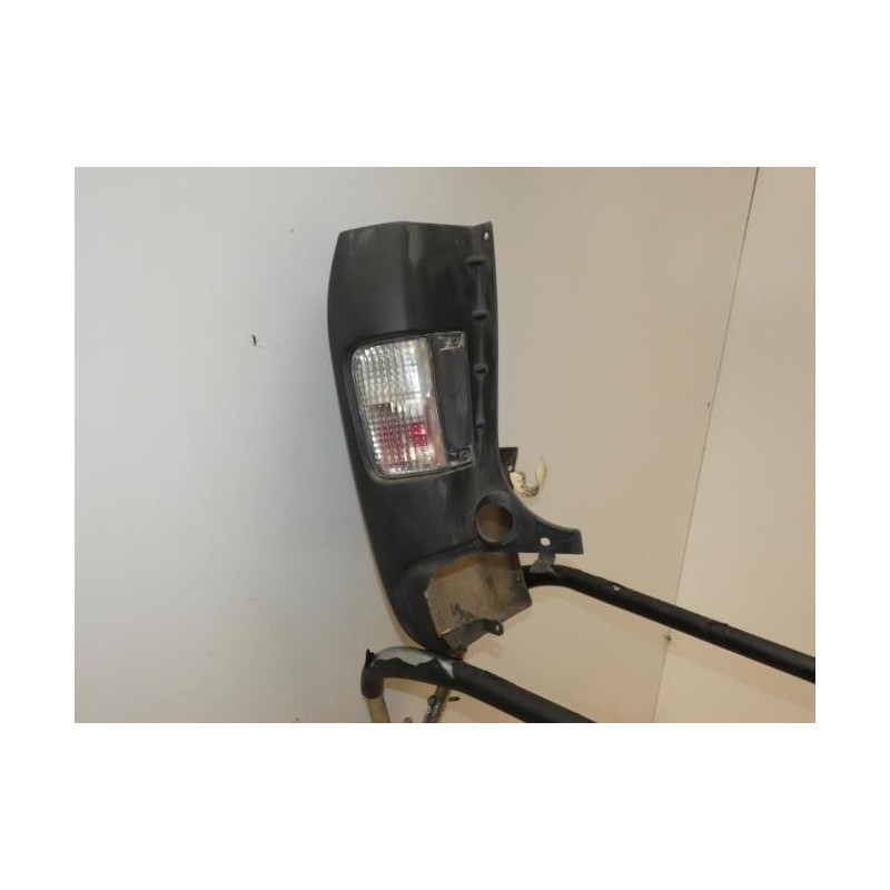 Moulure de pare choc arriere RENAULT TRAFIC 2 PHASE 2 d’occasion