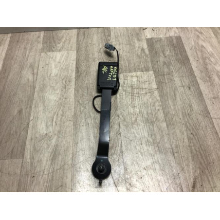 Attache ceinture avant gauche RENAULT CAPTUR 1 PHASE 1 d’occasion