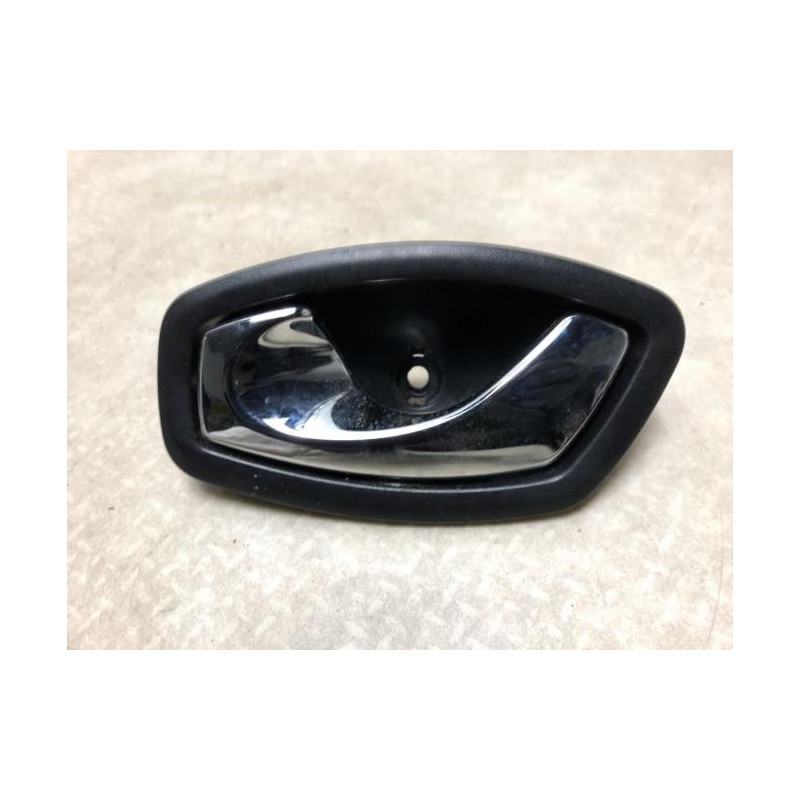 Poignee interieur avant gauche RENAULT CAPTUR 1 PHASE 1 d’occasion