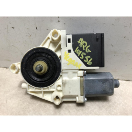 Moteur leve vitre arriere gauche RENAULT MEGANE 3 PHASE 1 d’occasion