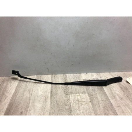 Bras essuie glace avant droit VOLKSWAGEN SCIROCCO 3 PHASE 1 COUPE d’occasion