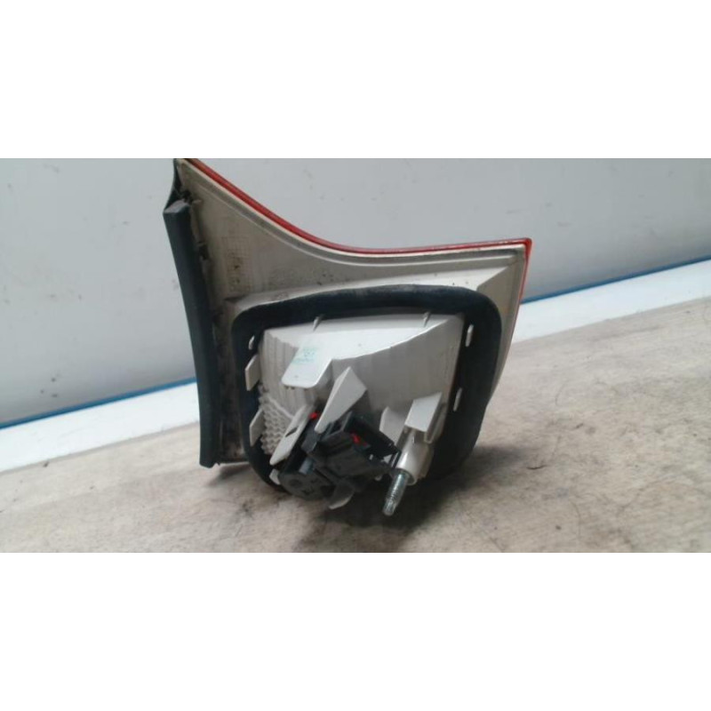 Feu arriere secondaire gauche (feux) AUDI A4 2 PHASE 2 d’occasion