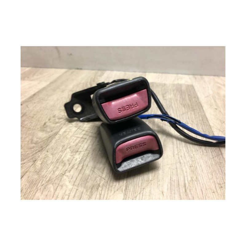 Attache ceinture arriere gauche HYUNDAI I 30 1 PHASE 1 d’occasion