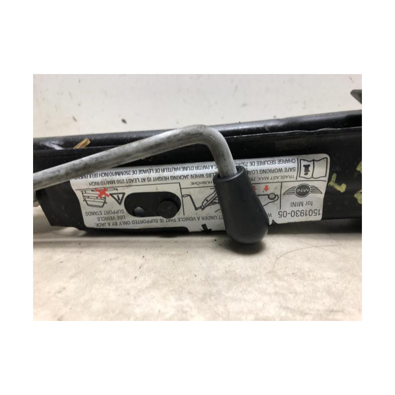 Cric MINI MINI 1 R50/R53 PHASE 2 d’occasion