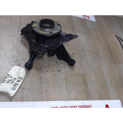 Fusee avant gauche FIAT BRAVA 1.9 D d’occasion