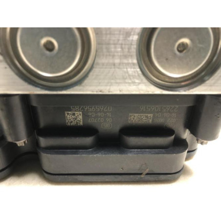Bloc ABS (freins anti-blocage) RENAULT CAPTUR 1 PHASE 1 d’occasion