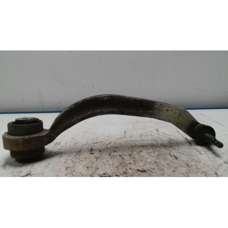 Bras de suspension superieur avant droit AUDI A4 2 AVANT PHASE 1 BREAK d’occasion