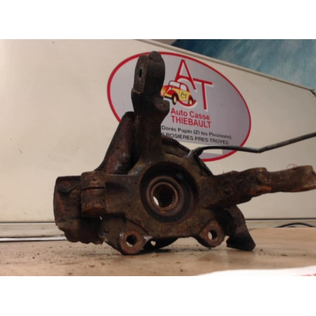 Fusee avant gauche FIAT  d’occasion