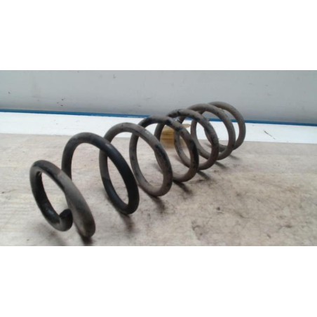Ressort de suspension arriere droit RENAULT SCENIC 3 PHASE 1 d’occasion