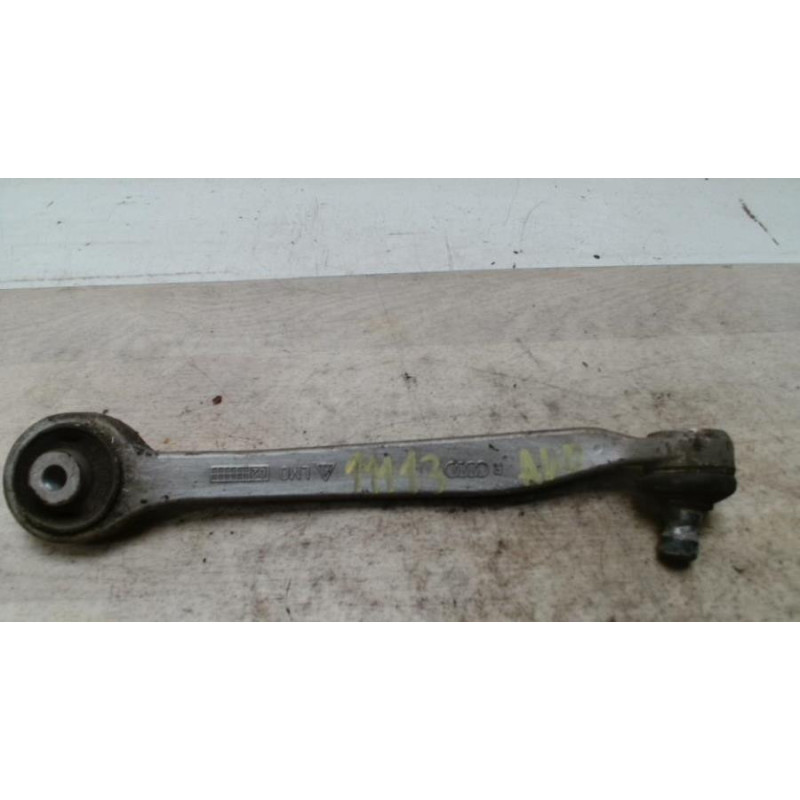 Bras de suspension superieur avant droit AUDI A4 2 AVANT PHASE 1 BREAK d’occasion