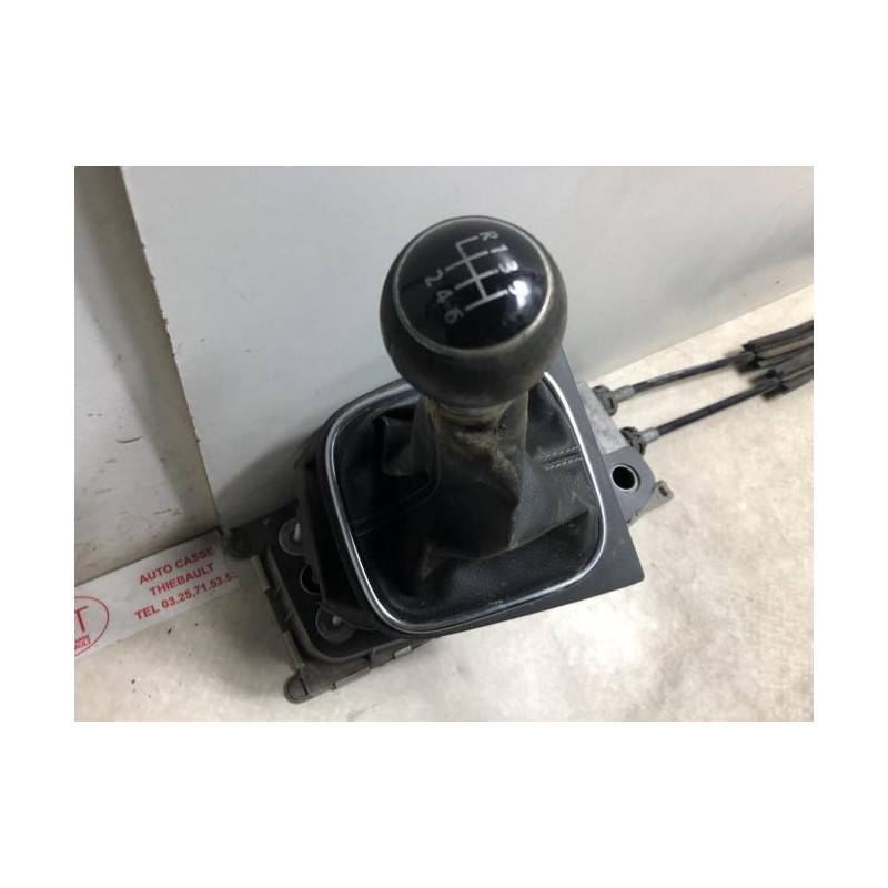Levier de vitesses VOLKSWAGEN SCIROCCO 3 PHASE 1 COUPE d’occasion
