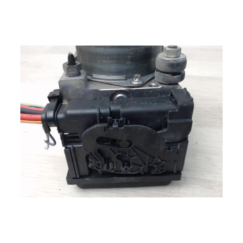 Bloc ABS (freins anti-blocage) RENAULT CLIO 3 PHASE 1 d’occasion