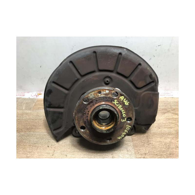 Fusee avant gauche VOLKSWAGEN SCIROCCO 3 PHASE 1 COUPE d’occasion