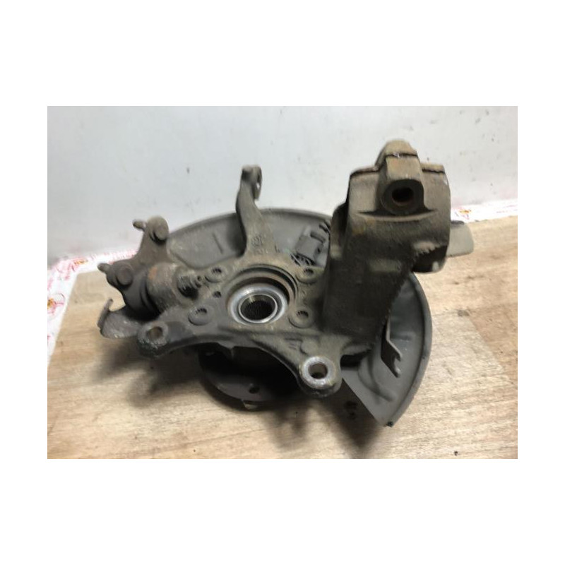 Fusee avant gauche VOLKSWAGEN SCIROCCO 3 PHASE 1 COUPE d’occasion