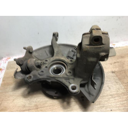 Fusee avant gauche VOLKSWAGEN SCIROCCO 3 PHASE 1 COUPE d’occasion