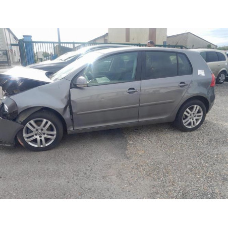 Autoradio d'origine VOLKSWAGEN GOLF 5 d’occasion