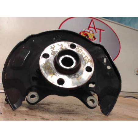 Fusee avant gauche TOYOTA YARIS II PHASE 1 d’occasion
