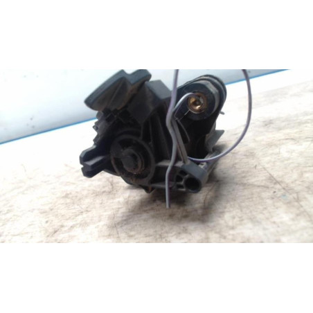 Bouton de coffre PEUGEOT 107 PHASE 2 d’occasion