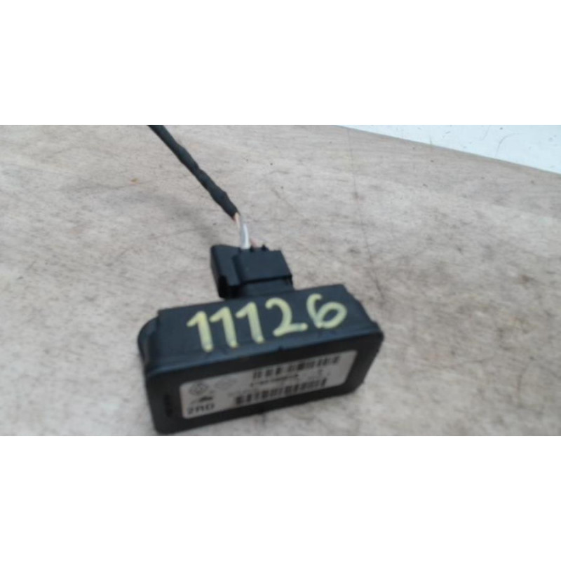 Capteur de vitesse (capteur tachymetrique) RENAULT GRAND SCENIC 3 PHASE 1 d’occasion