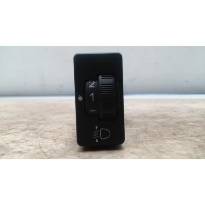 Commande de reglage hauteur de phare PEUGEOT 107 PHASE 2 d’occasion