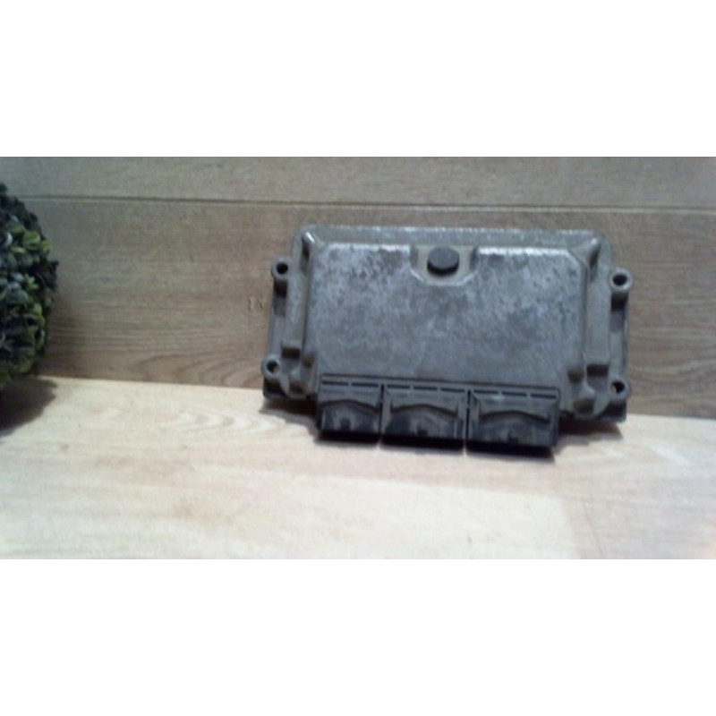 Calculateur moteur PEUGEOT 106 PHASE 2 d’occasion