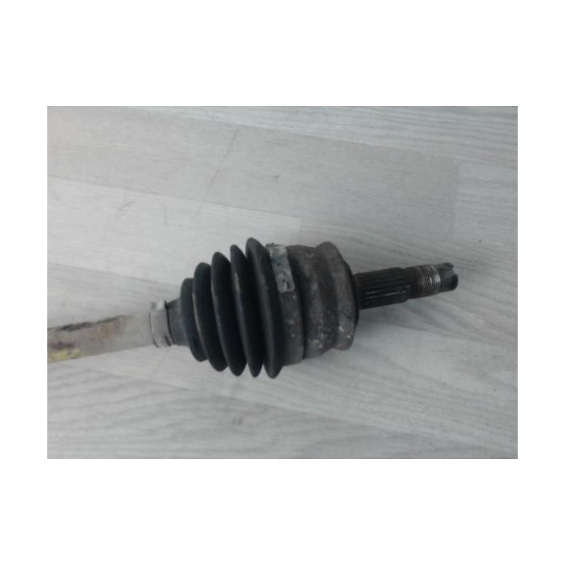 Cardan droit (transmission) RENAULT CLIO 1 PHASE 1 d’occasion