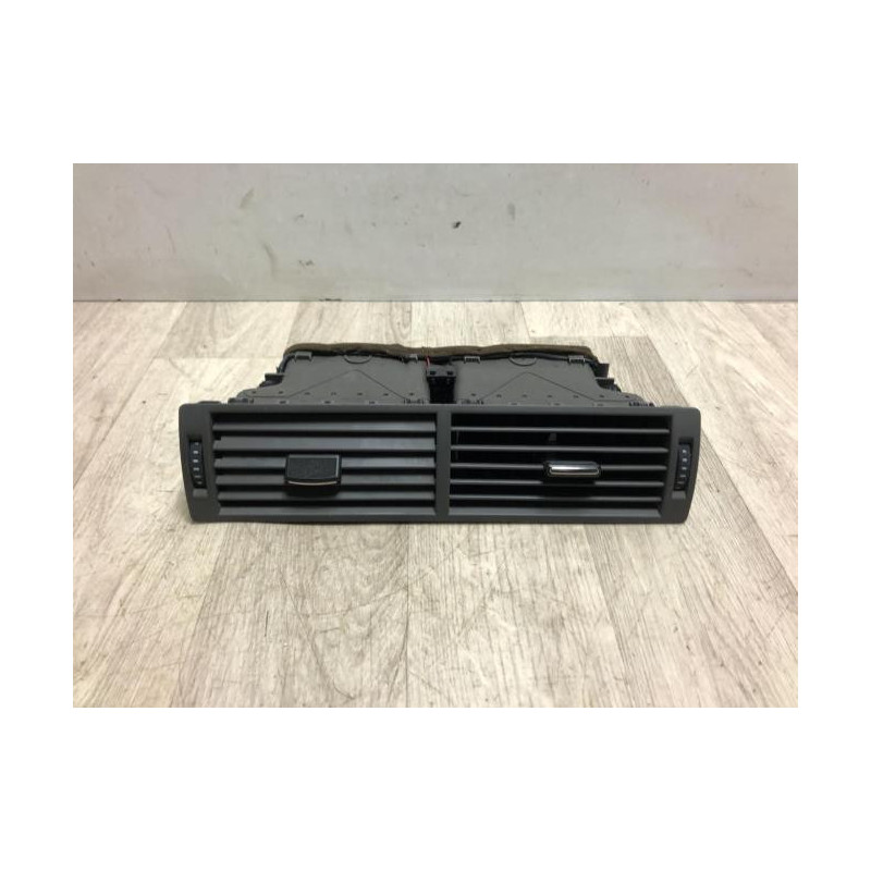 Aerateur tableau de bord AUDI A4 2 PHASE 2 d’occasion