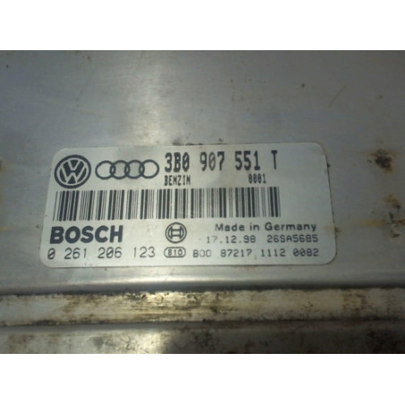 Calculateur moteur AUDI A4 1 AVANT PHASE 2 BREAK d’occasion