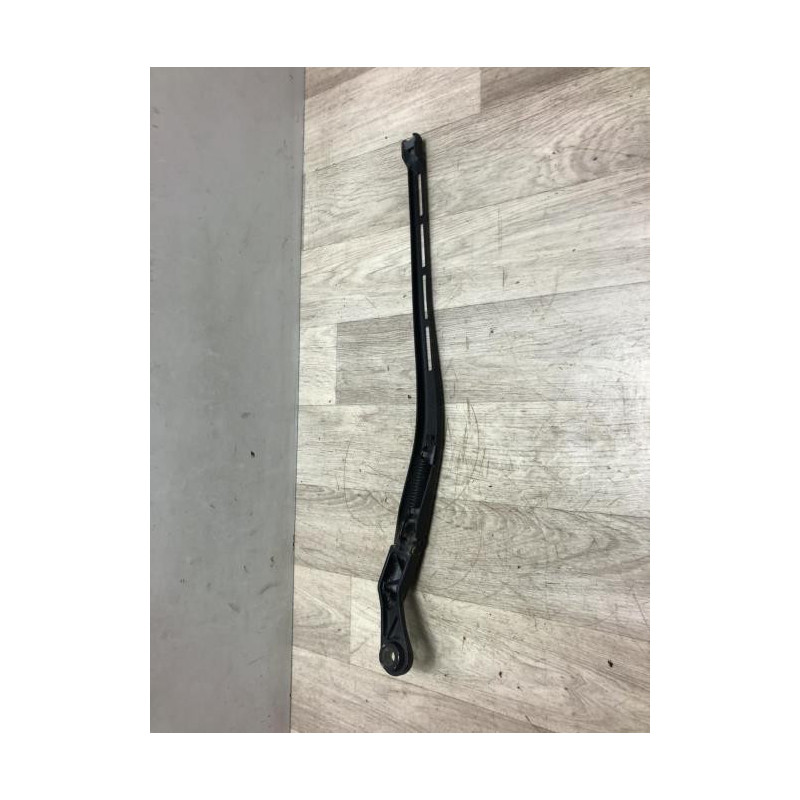 Bras essuie glace avant droit AUDI A4 2 PHASE 2 d’occasion