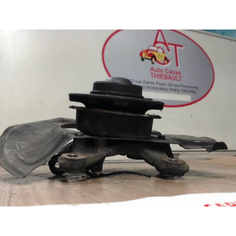 Fusee avant droit BMW SERIE 3 (E36) d’occasion