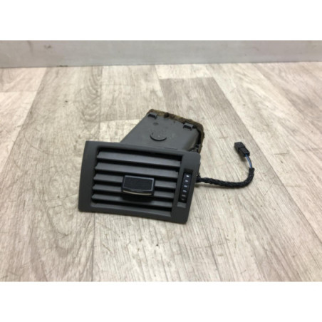 Aerateur tableau de bord avant gauche AUDI A4 2 PHASE 2 d’occasion