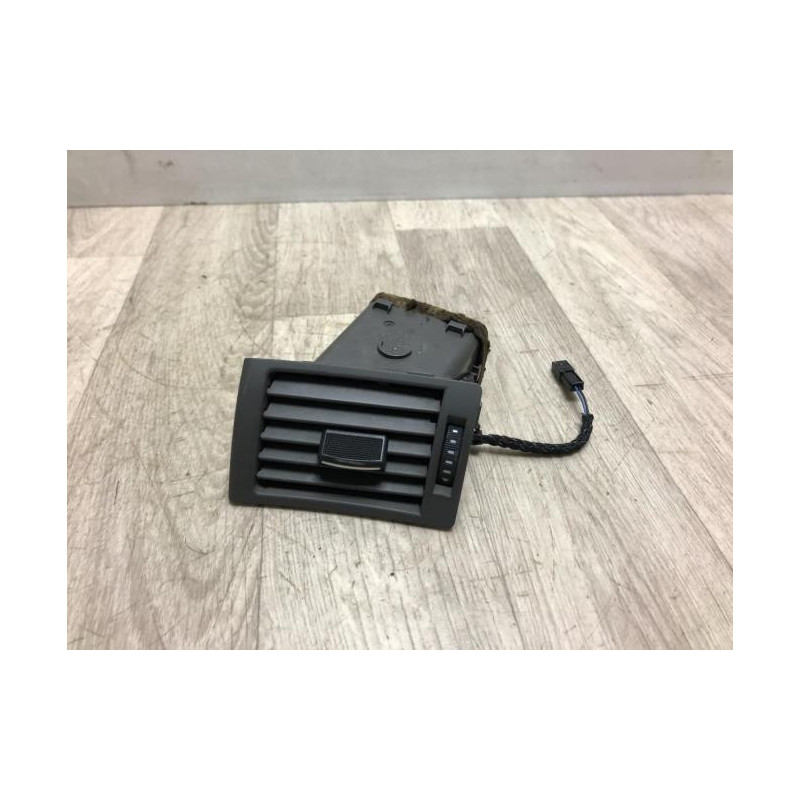 Aerateur tableau de bord avant gauche AUDI A4 2 PHASE 2 d’occasion