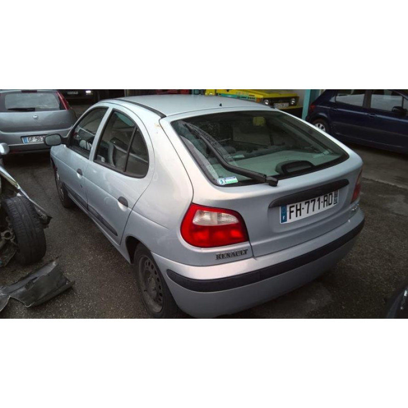 Verin de capot RENAULT MEGANE 1 PHASE 2 d’occasion