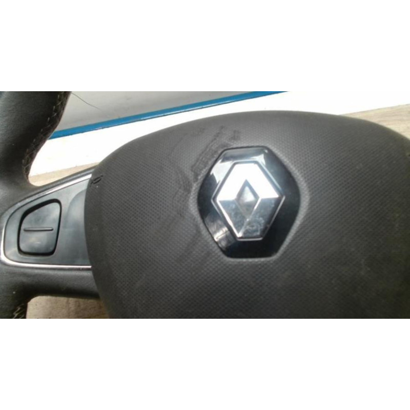 Volant RENAULT CLIO 4 PHASE 1 BREAK d’occasion