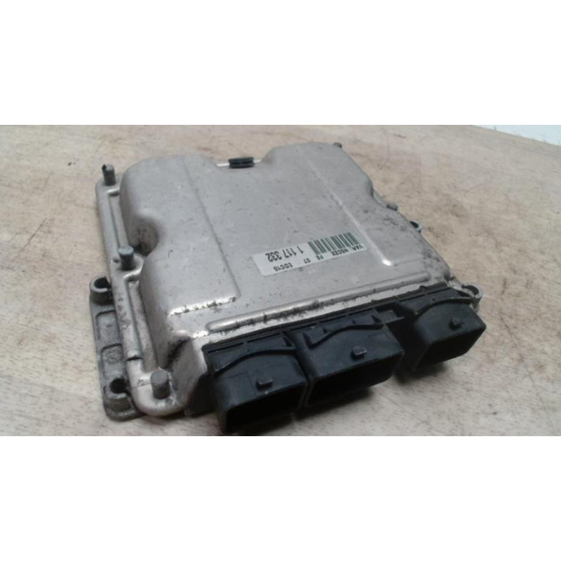 Calculateur moteur PEUGEOT 306 BREAK d’occasion