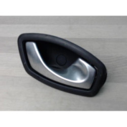 Poignee interieur avant droit RENAULT MEGANE 3 PHASE 1 BREAK d’occasion