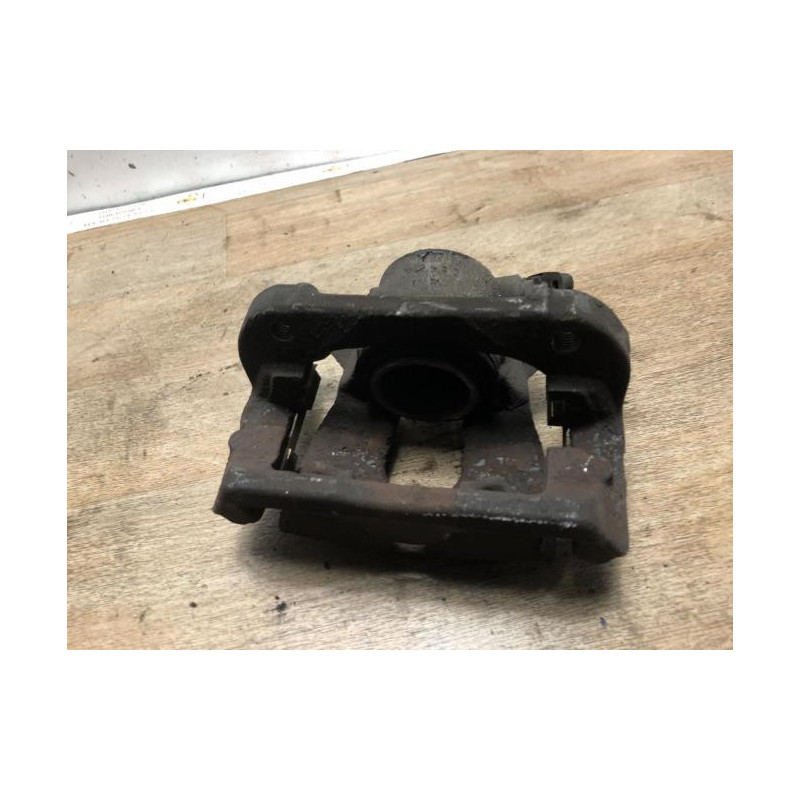Etrier avant gauche (freinage) BMW SERIE 1 E81 d’occasion