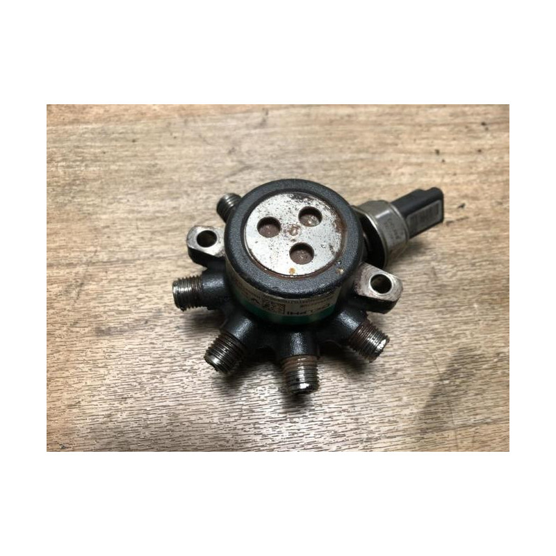 Rampe injection RENAULT MEGANE 3 PHASE 1 d’occasion