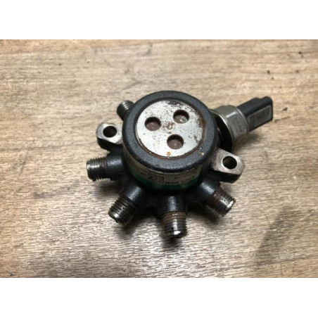 Rampe injection RENAULT MEGANE 3 PHASE 1 d’occasion