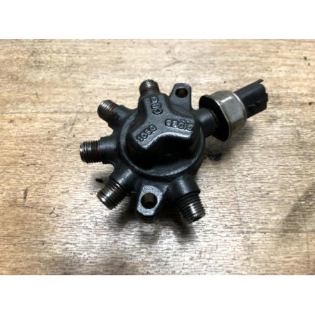 Rampe injection RENAULT MEGANE 3 PHASE 1 d’occasion