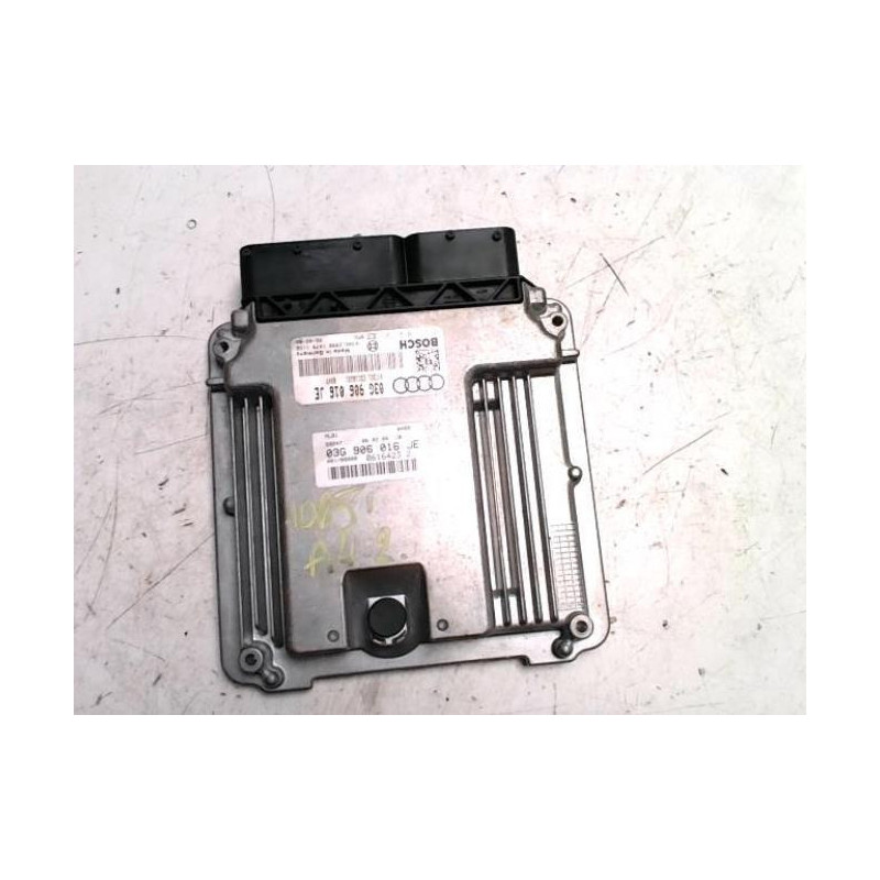 Calculateur moteur AUDI A4 2 PHASE 2 d’occasion
