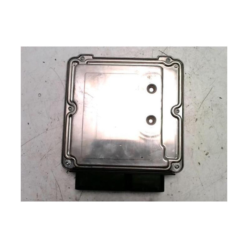 Calculateur moteur AUDI A4 2 PHASE 2 d’occasion
