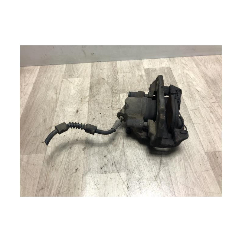 Etrier avant gauche (freinage) FORD TRANSIT CONNECT 1 PHASE 2 d’occasion