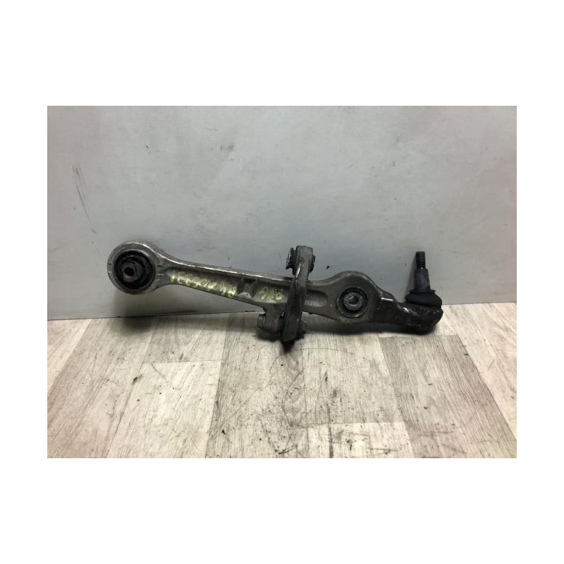 Bras de suspension superieur avant gauche AUDI A4 2 PHASE 2 d’occasion