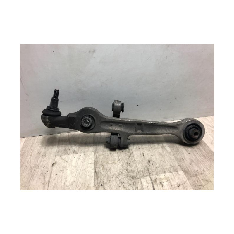 Bras de suspension superieur avant gauche AUDI A4 2 PHASE 2 d’occasion