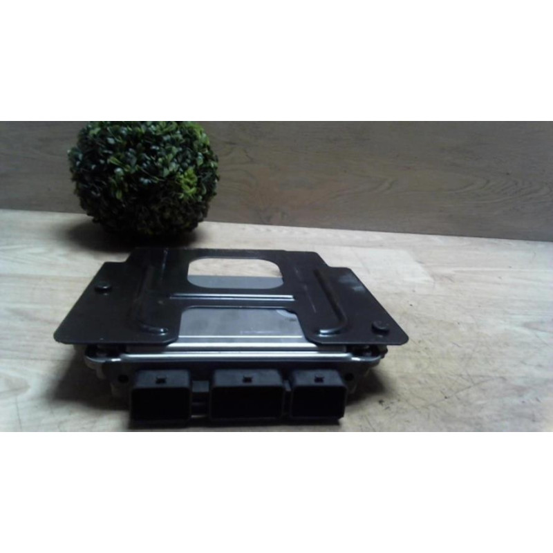 Calculateur moteur CITROEN C4 GRAND PICASSO 1 d’occasion