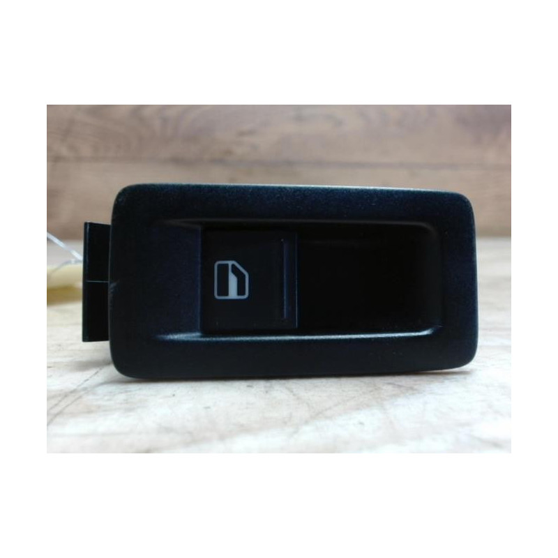 Interrupteur de leve vitre avant droit VOLKSWAGEN TOURAN 1 PHASE 2 d’occasion