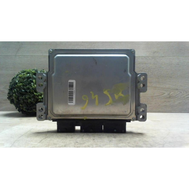 Calculateur moteur RENAULT CLIO 3 PHASE 2 BREAK d’occasion